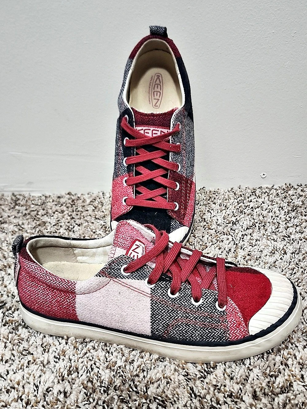 KEEN Elsa Fleece Low Top Sneaker Red Buffalo Plaid Wool Patchwork Gorpcore Cozy